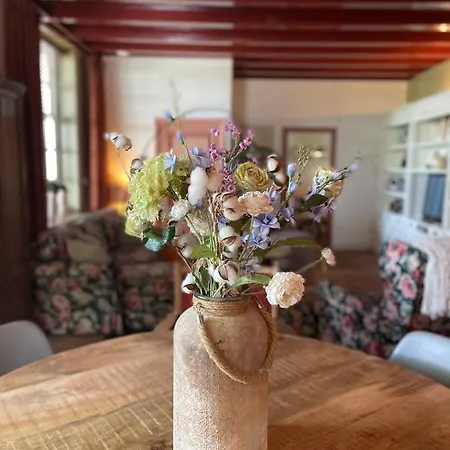 Hofstede Vaart בית נופש *